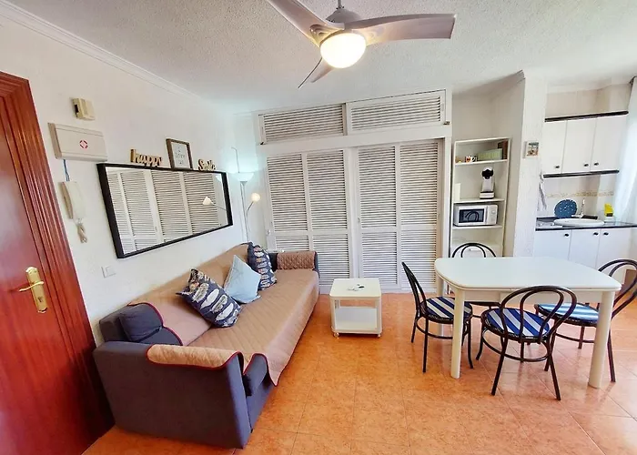 Relax And Chill In Apartment Torremolinos